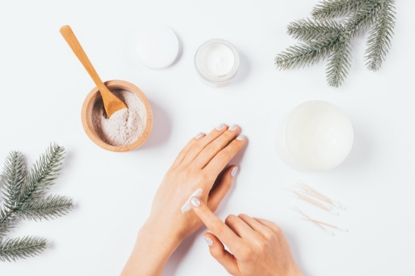 Langkah Praktis Merawat Kulit Setiap Hari Saat Cuaca Dingin